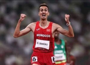 فوز تاريخي لسفيان البقالي في سباق 3000 متر موانع