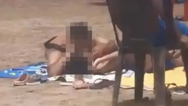 اعتقال “بيدوفيل” بعد ظهوره في فيديو يعتدي على طفل خلال رحلة شاطئية